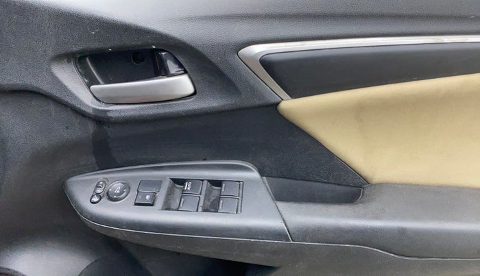 2018 Honda Jazz 1.2L I-VTEC V, Petrol, Manual, 83,342 km, Driver Side Door Panels Control