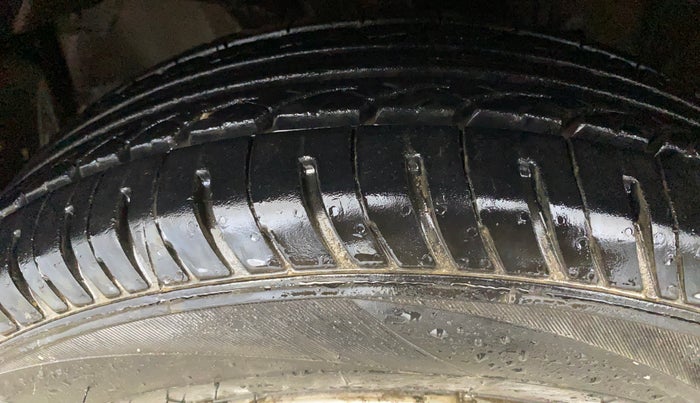 2018 Honda Jazz 1.2L I-VTEC V, Petrol, Manual, 83,342 km, Left Front Tyre Tread