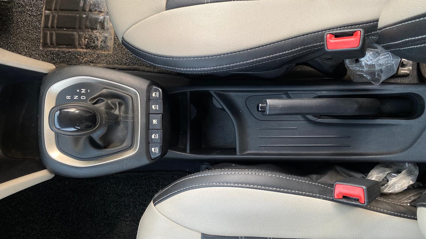 2021 Hyundai NEW SANTRO SPORTZ AMT, Petrol, Automatic, 18,253 km, Gear Lever