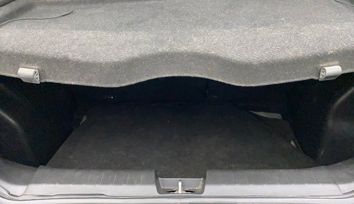 2017 Maruti Baleno DELTA PETROL 1.2, Petrol, Manual, 51,147 km, Boot Inside