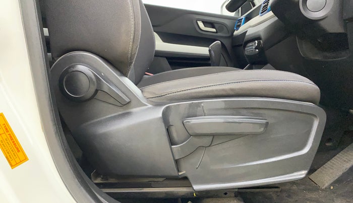 2023 Tata PUNCH CREATIVE  AMT, Petrol, Automatic, 27,582 km, Driver Side Adjustment Panel