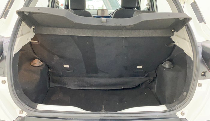 2023 Tata PUNCH CREATIVE  AMT, Petrol, Automatic, 27,582 km, Boot Inside