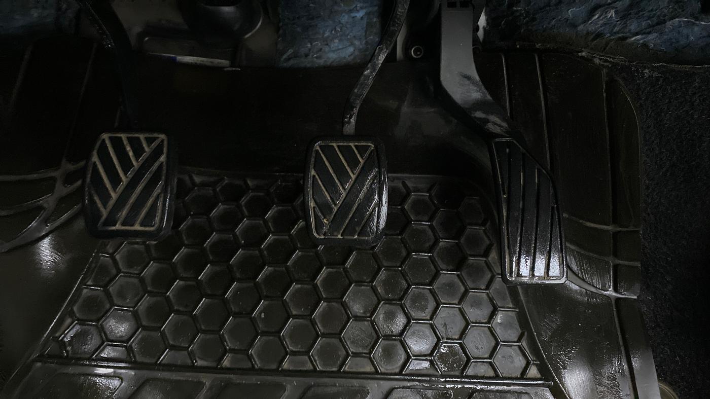 2018 Maruti Vitara Brezza VDI OPT, Diesel, Manual, 71,374 km, Pedals