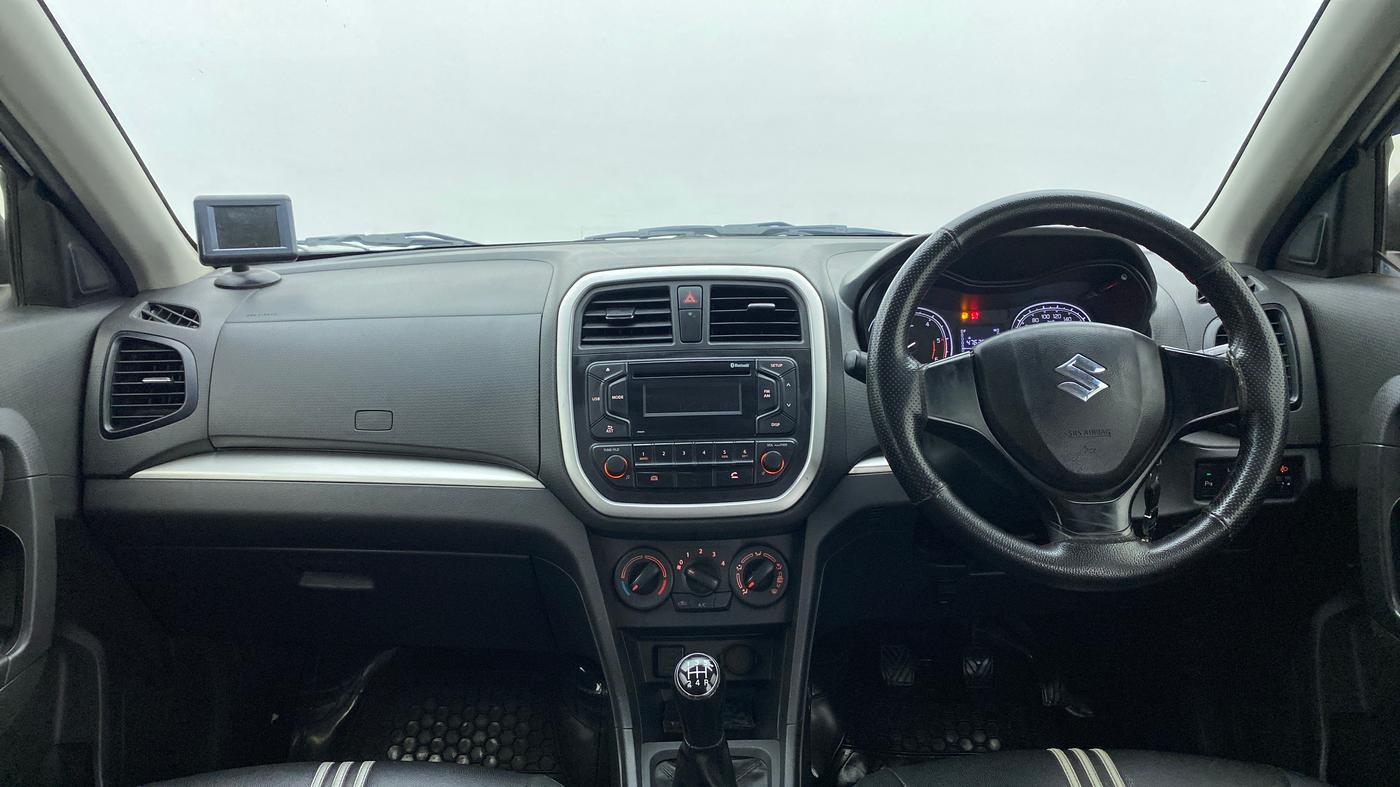 2018 Maruti Vitara Brezza VDI OPT, Diesel, Manual, 71,374 km, Dashboard