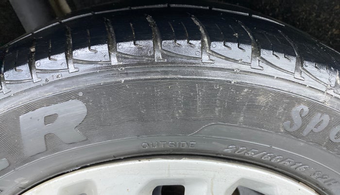 2018 Maruti Vitara Brezza VDI OPT, Diesel, Manual, 71,374 km, Right Rear Tyre Tread