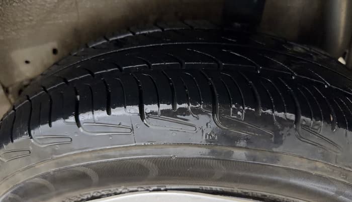 2014 Maruti Celerio VXI AMT, Petrol, Automatic, 52,495 km, Left Rear Tyre Tread