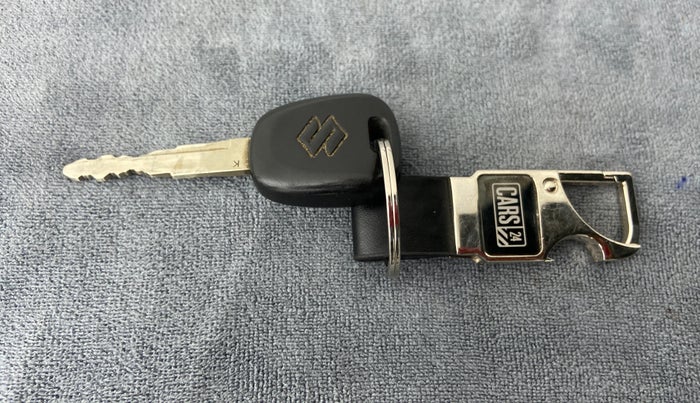 2019 Maruti New Wagon-R LXI CNG 1.0 L, CNG, Manual, 72,103 km, Key Close Up