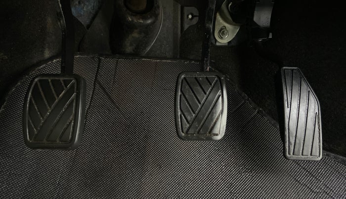 2019 Maruti New Wagon-R LXI CNG 1.0 L, CNG, Manual, 72,103 km, Pedals