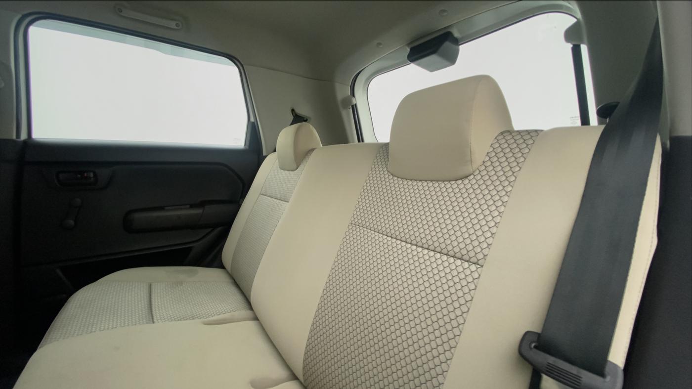 2019 Maruti New Wagon-R LXI CNG 1.0 L, CNG, Manual, 72,103 km, Right Side Rear Door Cabin