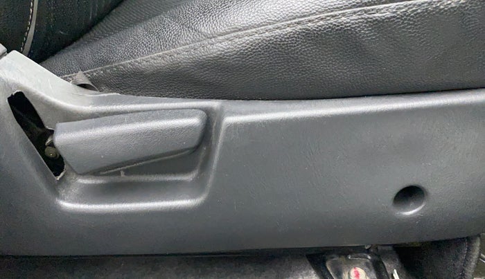 2017 Maruti Alto K10 VXI P, Petrol, Manual, 8,841 km, Driver Side Adjustment Panel