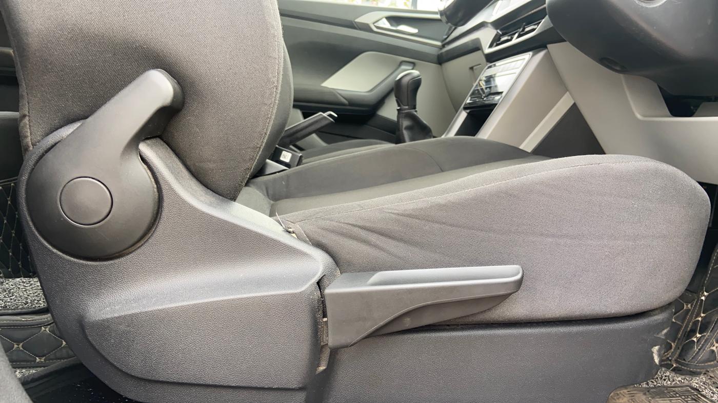 2021 Skoda KUSHAQ AMBITION 1.0L TSI MT, Petrol, Manual, 31,215 km, Driver Side Adjustment Panel