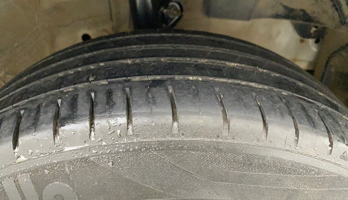 2018 Honda Amaze 1.2L I-VTEC S, Petrol, Manual, 65,576 km, Right Front Tyre Tread