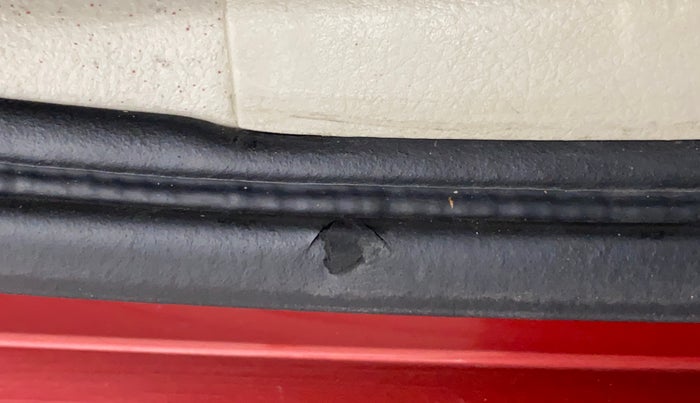 2020 Maruti Celerio ZXI (O), Petrol, Manual, 36,085 km, Dicky (Boot door) - Weather strip has minor damage