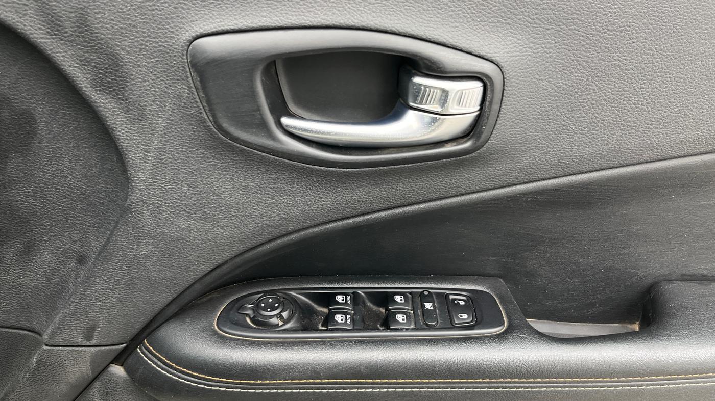 2019 Jeep Compass SPORT PLUS 2.0 DIESEL, Diesel, Manual, 94,953 km, Driver Side Door Panels Control