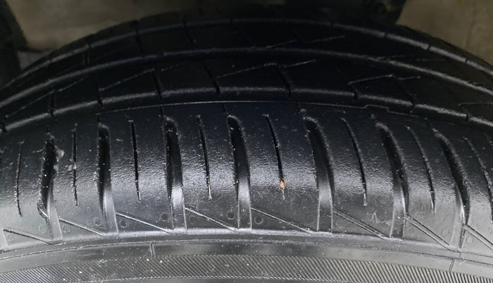 2017 Maruti Celerio ZXI OPT AMT, Petrol, Automatic, 49,599 km, Left Front Tyre Tread