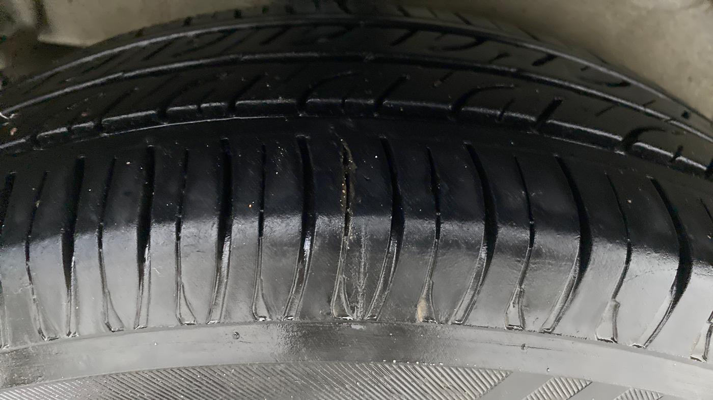 2017 Maruti Celerio ZXI OPT AMT, Petrol, Automatic, 49,599 km, Right Rear Tyre Tread
