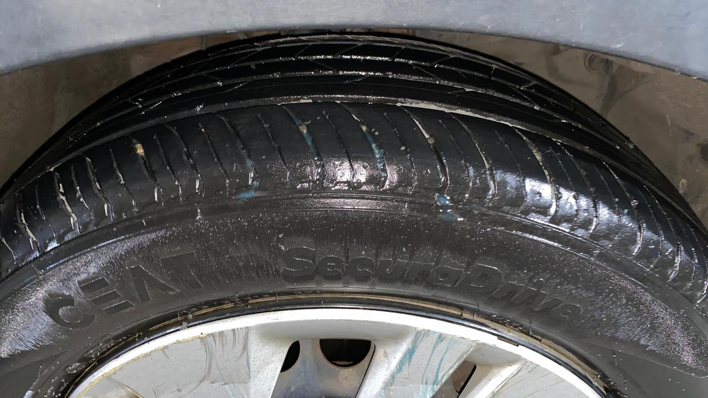 2017 Honda WR-V 1.2L I-VTEC S MT, Petrol, Manual, 97,782 km, Right Front Tyre Tread