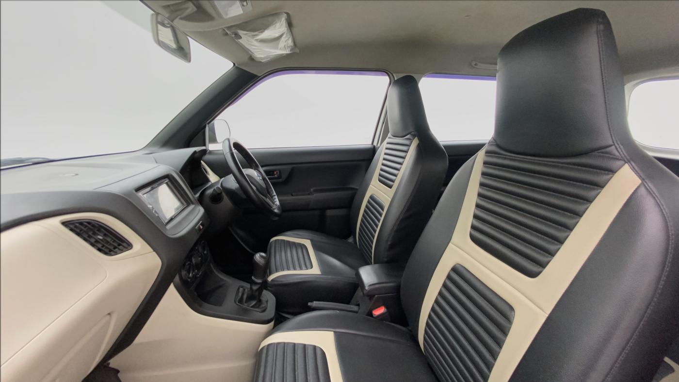 2020 Maruti New Wagon-R LXI CNG 1.0, CNG, Manual, 61,785 km, Right Side Front Door Cabin