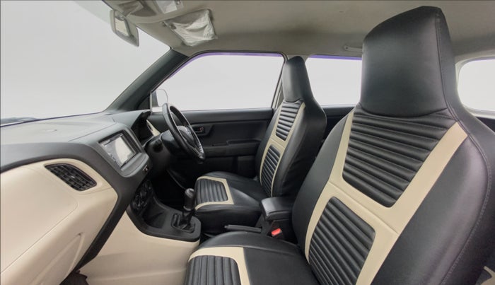 2020 Maruti New Wagon-R LXI CNG 1.0, CNG, Manual, 61,785 km, Right Side Front Door Cabin