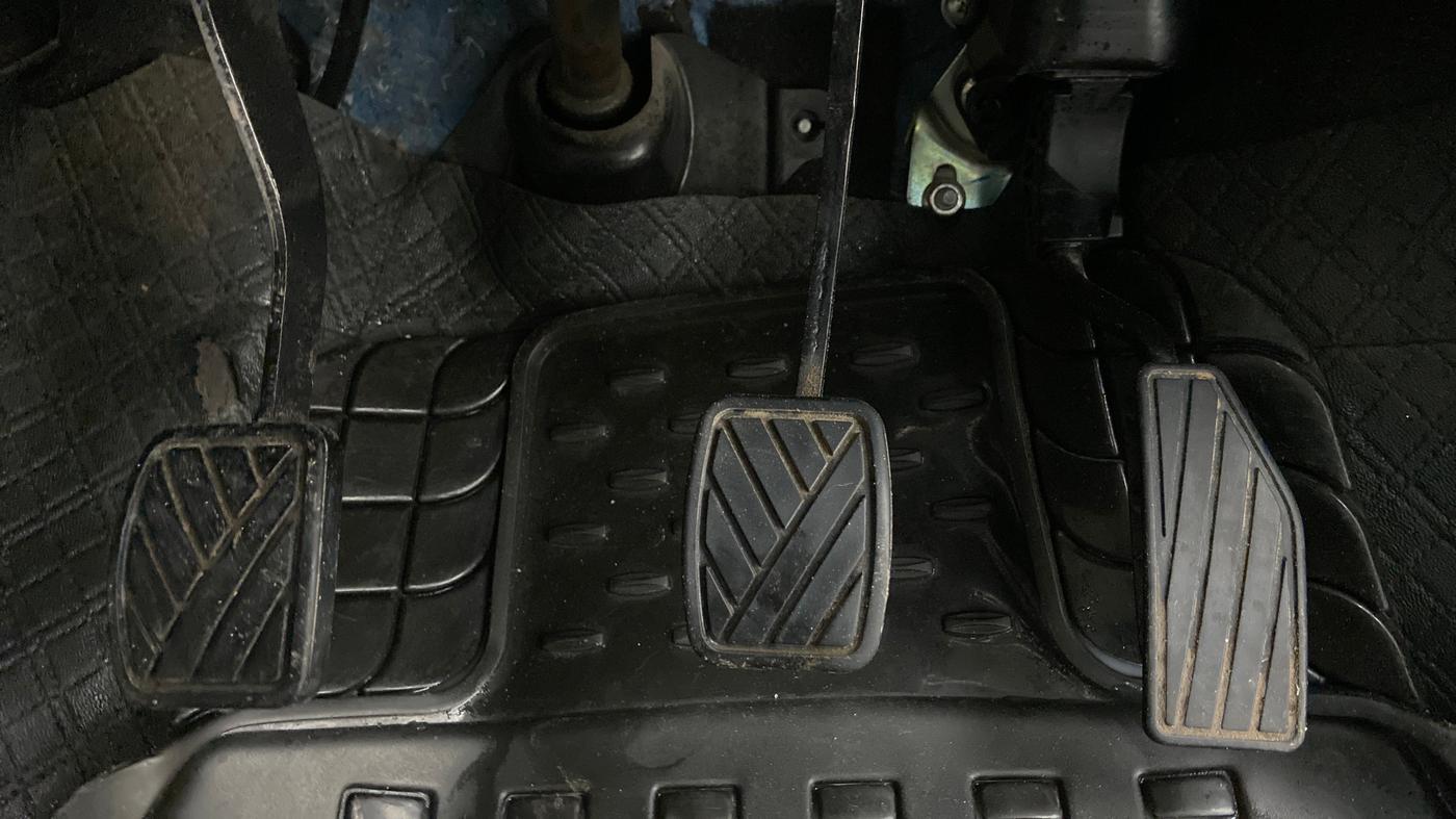 2020 Maruti New Wagon-R LXI CNG 1.0, CNG, Manual, 61,785 km, Pedals