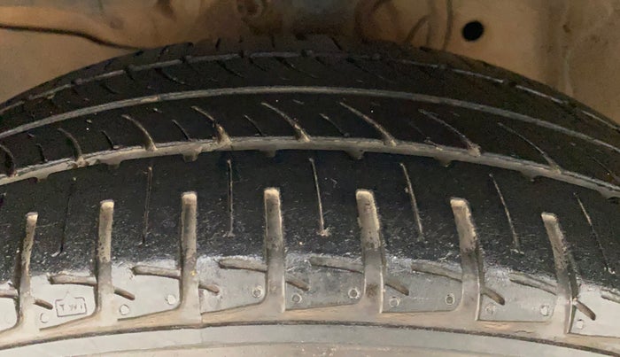 2017 Honda Jazz 1.2L I-VTEC V AT, Petrol, Automatic, 67,757 km, Left Front Tyre Tread