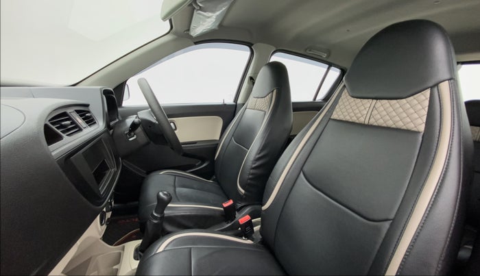 2022 Maruti Alto LXI O, Petrol, Manual, 11,369 km, Right Side Front Door Cabin
