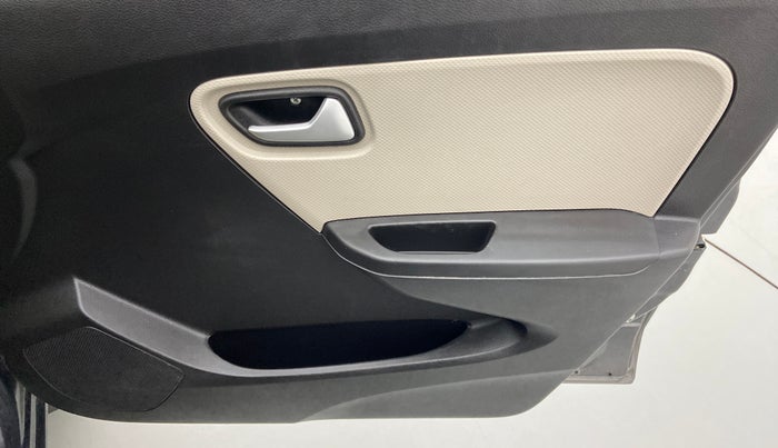 2022 Maruti Alto LXI O, Petrol, Manual, 11,369 km, Driver Side Door Panels Control