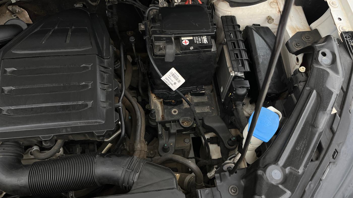 2022 Skoda KUSHAQ STYLE 1.0L TSI AT (6 AIRBAGS), Petrol, Automatic, 12,081 km, Engine View - Left
