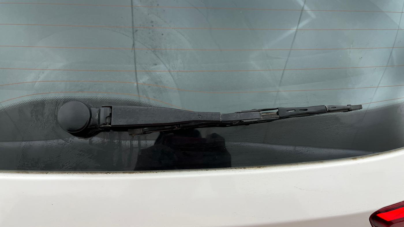 2022 Skoda KUSHAQ STYLE 1.0L TSI AT (6 AIRBAGS), Petrol, Automatic, 12,081 km, Rear Wiper