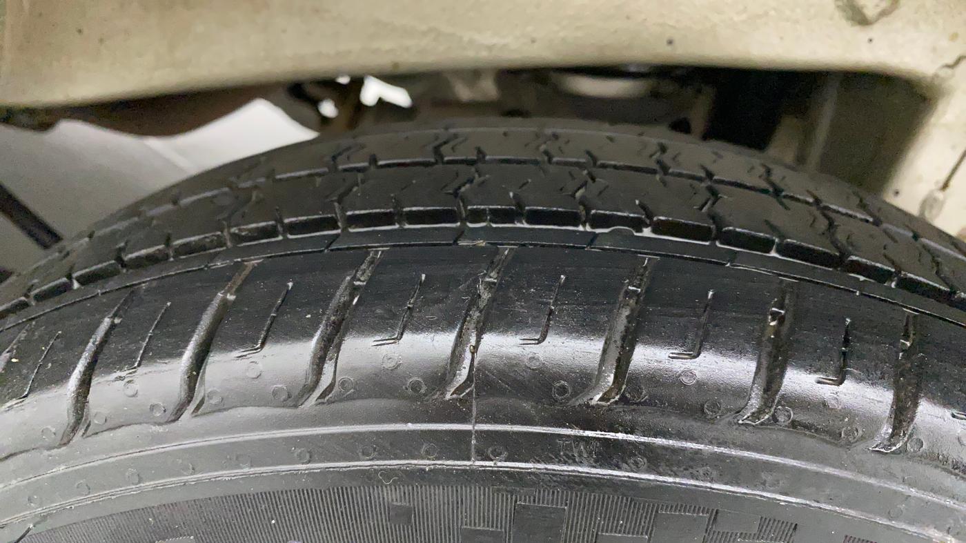 2018 Maruti Eeco 5 STR WITH A/C+HTR, CNG, Manual, 55,045 km, Left Rear Tyre Tread