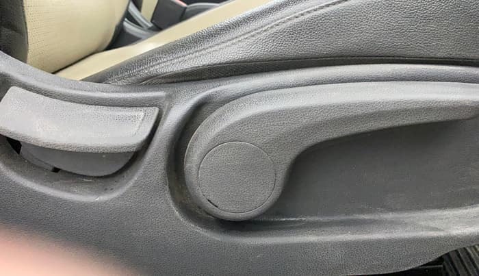 2018 Hyundai Verna 1.6 VTVT SX O, Petrol, Manual, 37,742 km, Driver Side Adjustment Panel
