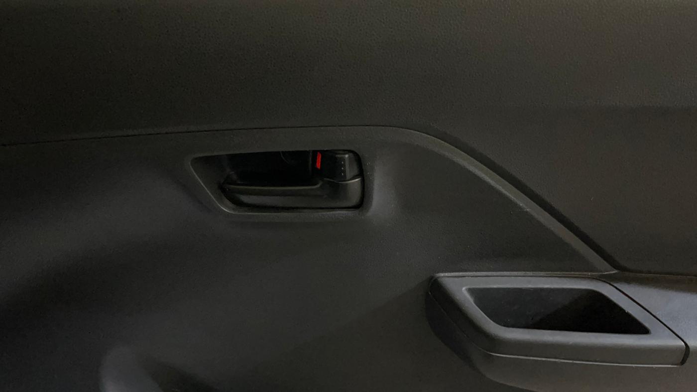 2023 Maruti Alto K10 VXI, Petrol, Manual, 41,936 km, Driver Side Door Panels Control