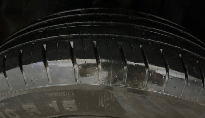 2022 Tata PUNCH PURE MT, Petrol, Manual, 11,555 km, Left Front Tyre Tread