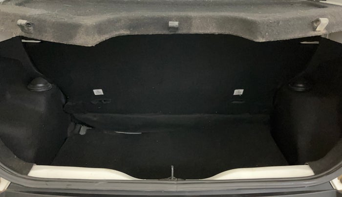 2022 Tata PUNCH PURE MT, Petrol, Manual, 11,555 km, Boot Inside