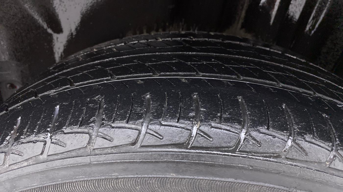 2018 Volkswagen Vento HIGHLINE TDI AT, Diesel, Automatic, 54,029 km, Left Rear Tyre Tread