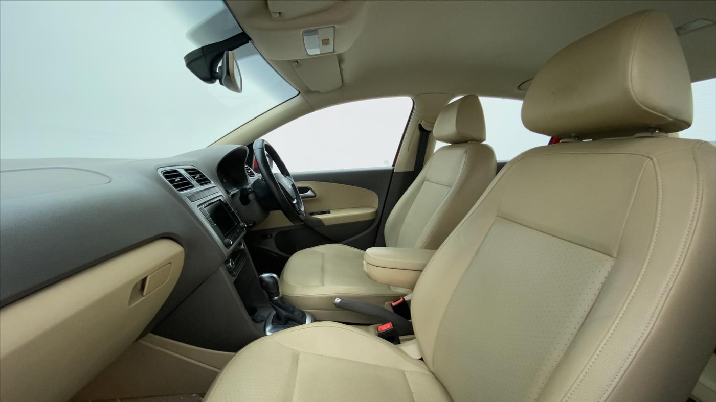 2018 Volkswagen Vento HIGHLINE TDI AT, Diesel, Automatic, 54,029 km, Right Side Front Door Cabin