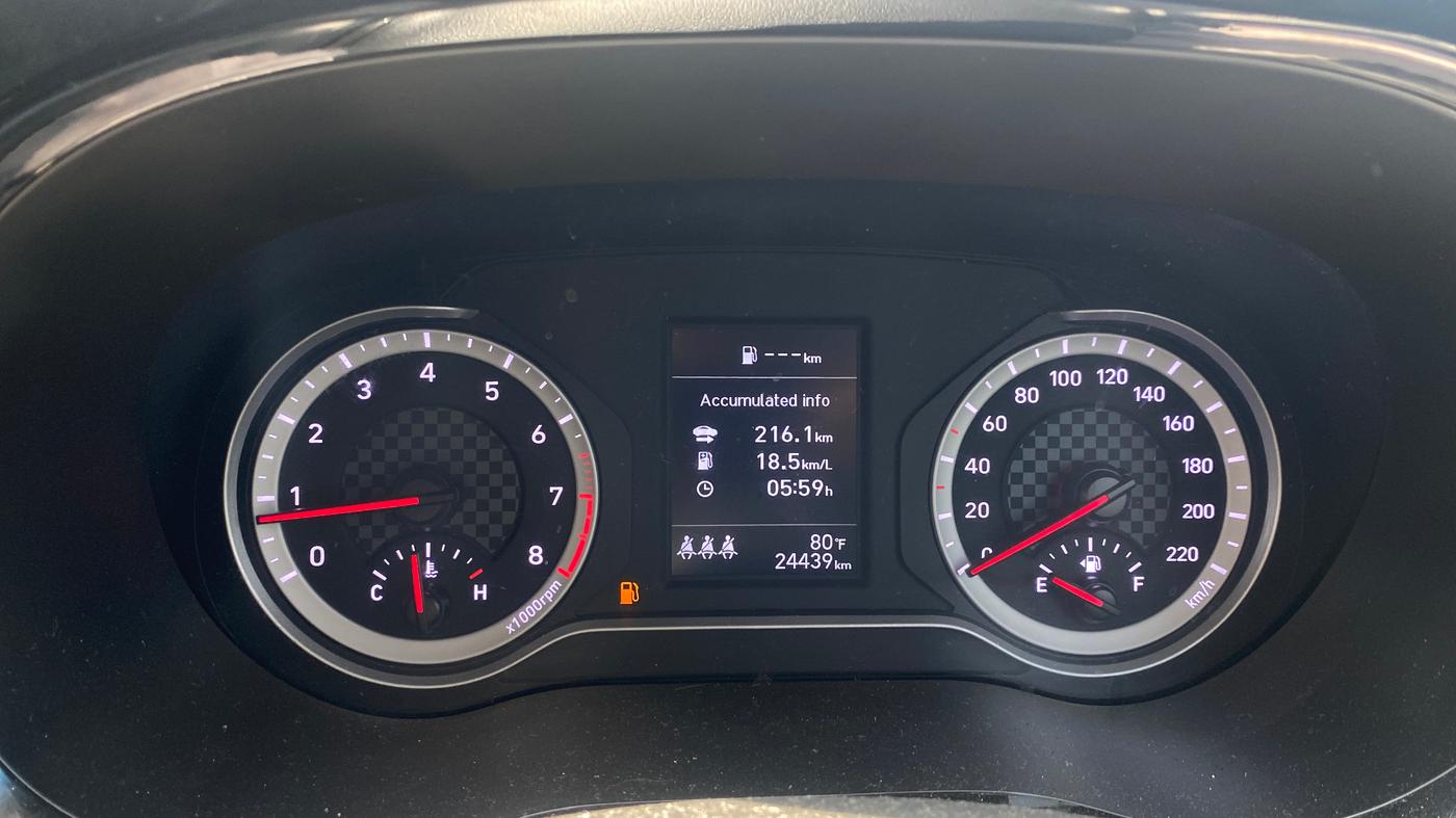 2023 Hyundai GRAND I10 NIOS SPORTZ 1.2 KAPPA VTVT DUAL TONE, Petrol, Manual, 24,438 km, Odometer Image