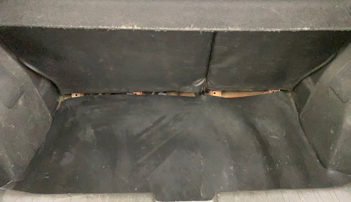 2017 Maruti Baleno ALPHA DIESEL 1.3, Diesel, Manual, 1,26,984 km, Boot Inside