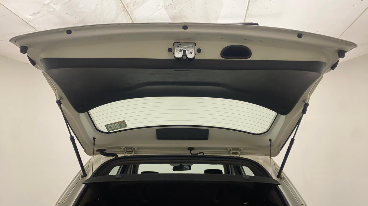 2016 Hyundai Creta SX PLUS AT 1.6 DIESEL, Diesel, Automatic, 77,907 km, Boot Door Open