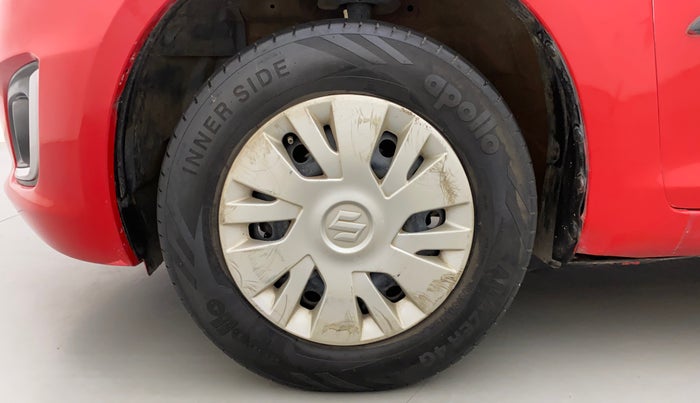 2015 Maruti Swift VXI, Petrol, Manual, 1,20,695 km, Left Front Wheel