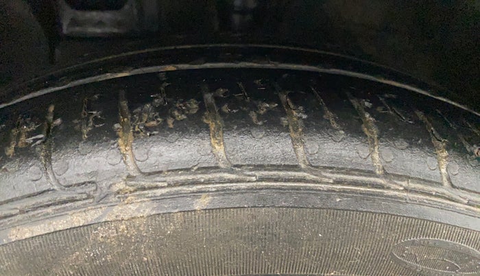 2020 Hyundai AURA SX PLUS 1.2 AMT CRDI, Diesel, Automatic, 66,459 km, Left Front Tyre Tread