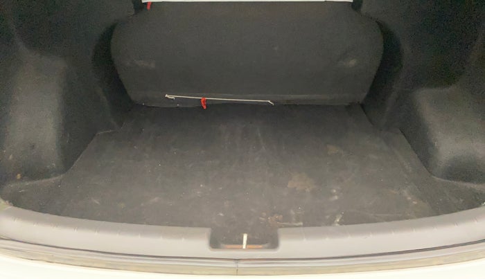 2020 Hyundai AURA SX PLUS 1.2 AMT CRDI, Diesel, Automatic, 66,459 km, Boot Inside