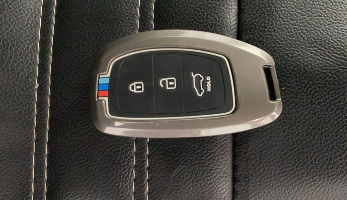 2020 Hyundai AURA SX PLUS 1.2 AMT CRDI, Diesel, Automatic, 66,459 km, Key Close Up