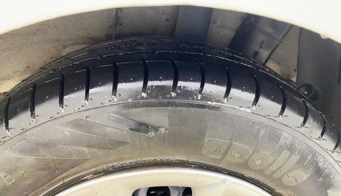 2018 Hyundai Grand i10 MAGNA 1.2 KAPPA VTVT, Petrol, Manual, 53,790 km, Left Rear Tyre Tread