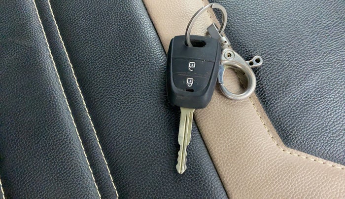 2018 Hyundai Grand i10 MAGNA 1.2 KAPPA VTVT, Petrol, Manual, 53,790 km, Key Close Up