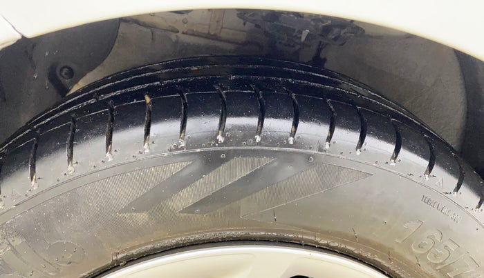 2018 Hyundai Grand i10 MAGNA 1.2 KAPPA VTVT, Petrol, Manual, 53,790 km, Left Front Tyre Tread