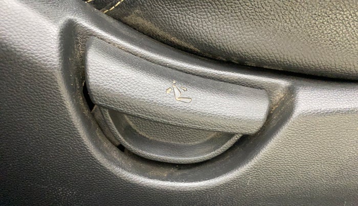 2018 Hyundai Grand i10 MAGNA 1.2 KAPPA VTVT, Petrol, Manual, 53,790 km, Driver Side Adjustment Panel