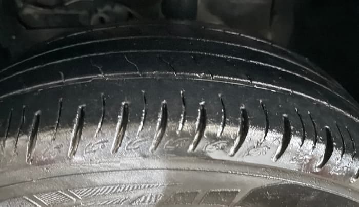 2021 Maruti Vitara Brezza VXI AT SHVS, Petrol, Automatic, 67,195 km, Left Front Tyre Tread