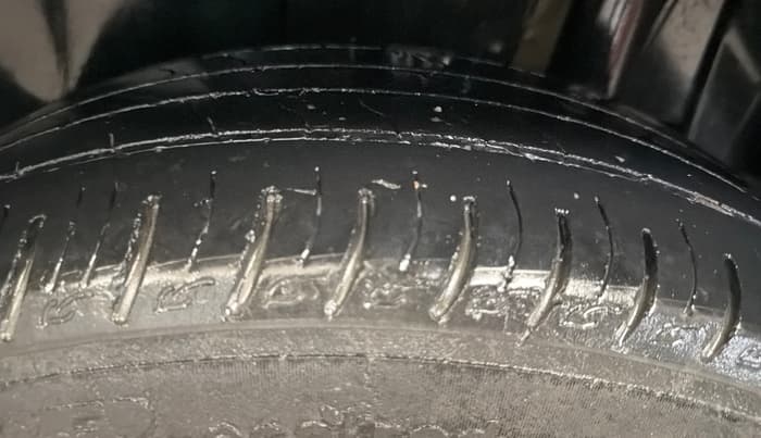2021 Maruti Vitara Brezza VXI AT SHVS, Petrol, Automatic, 67,195 km, Left Rear Tyre Tread