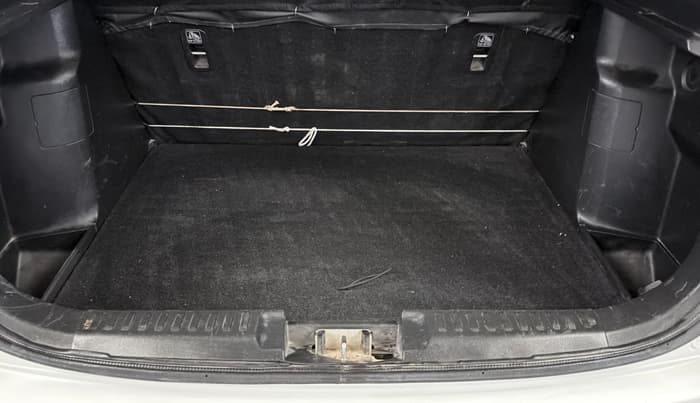 2021 Maruti Vitara Brezza VXI AT SHVS, Petrol, Automatic, 67,195 km, Boot Inside